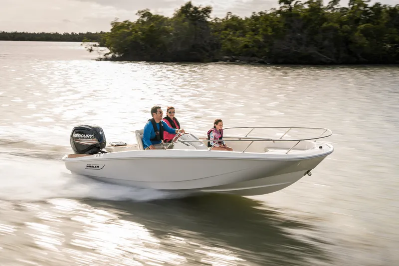Slide: The Image of Boston Whaler 160 Super Sport 2027 - 1