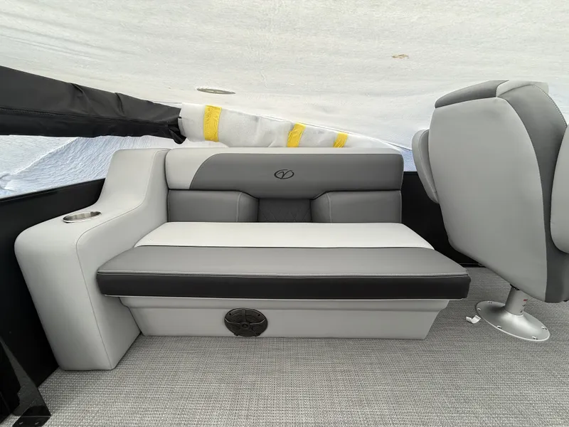 Slide: The Image of Veranda VISTA VIEW 20 RC 2027 - 2