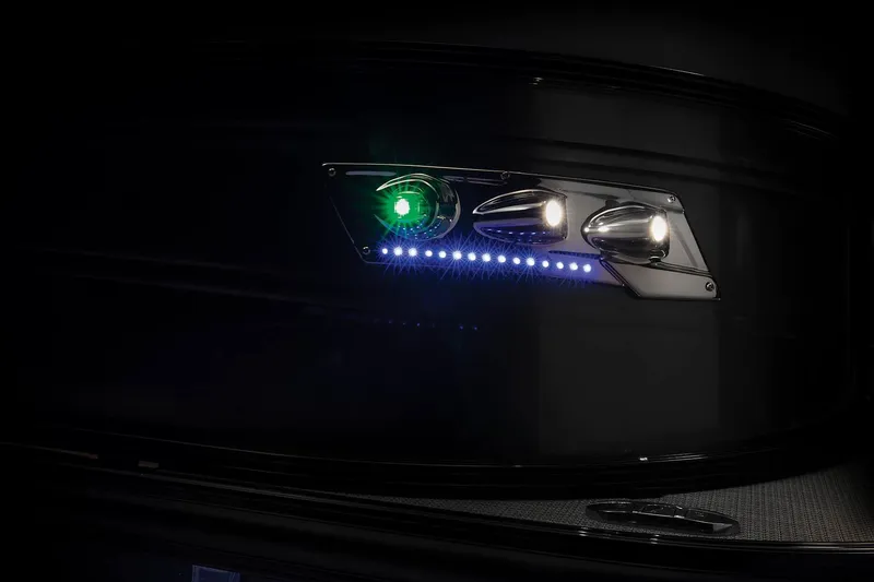 Slide: The Image of Regency 250 LE3 Sport 2023 - 34