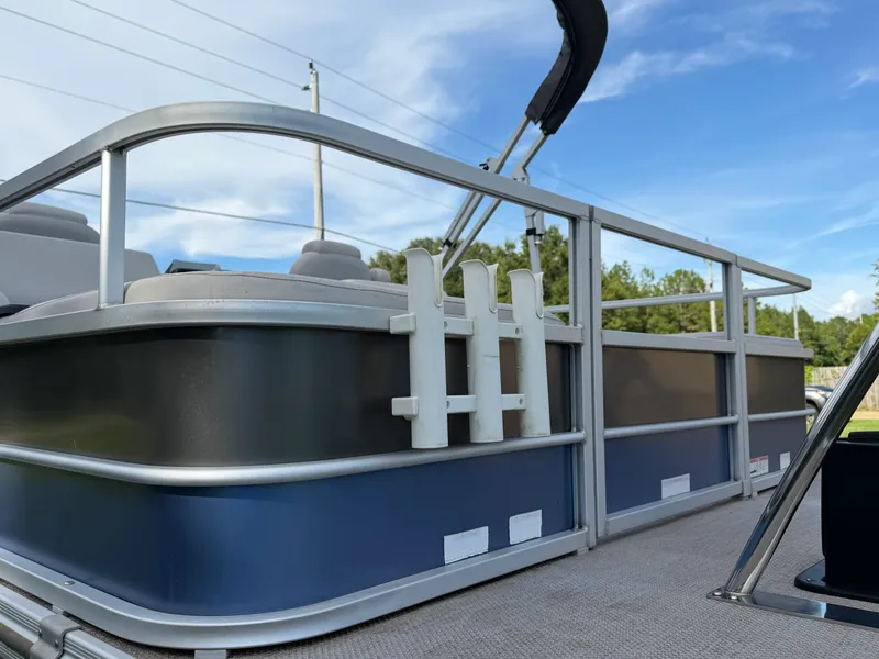 Slide: The Image of SunCatcher SELECT 322 SS 2022 - 16