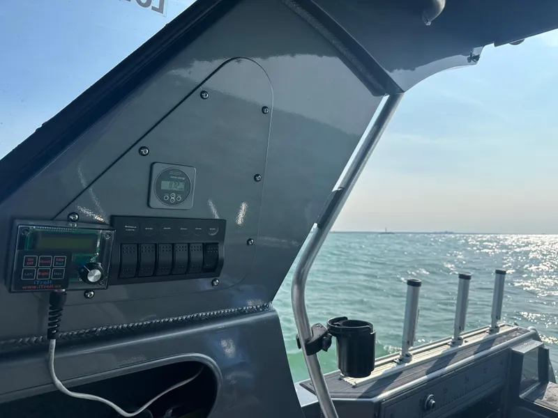 Slide: The Image of ITroll Control for Kicker, Victron Energy Display, and Pillar Switch - 11