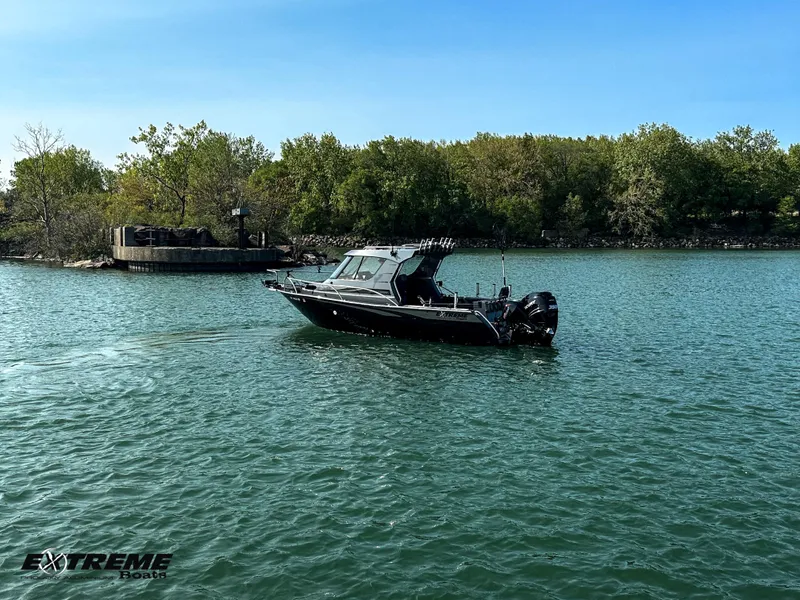 Slide: The Image of Port Side View of the Extreme Boats 795 Walk Around - 4