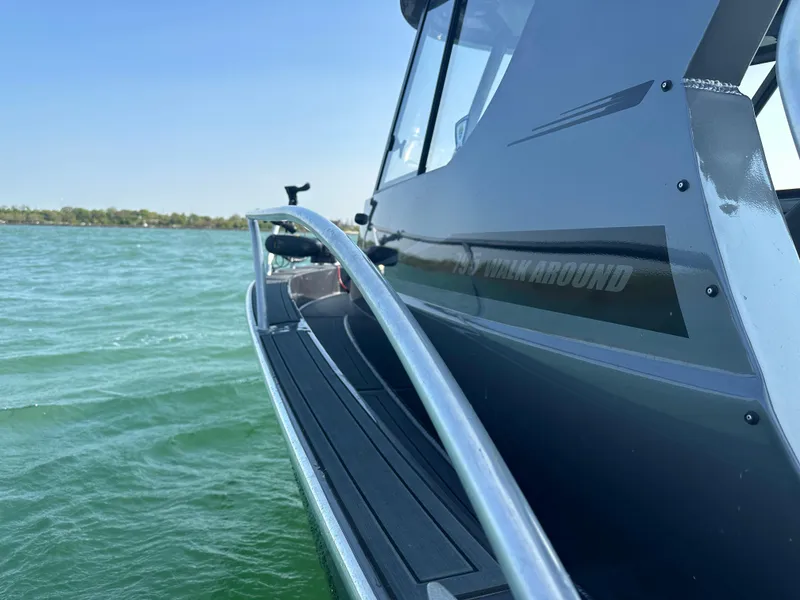 Slide: The Image of Extreme Boats Port Side View - 9