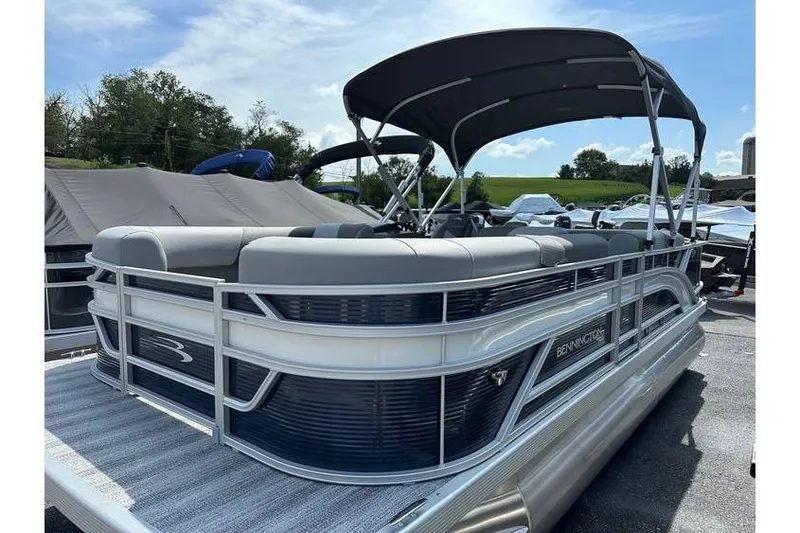 Slide: The Image of 2026 Bennington 20 SS pontoon boat with canopy, ideal for family and fishing. - 6