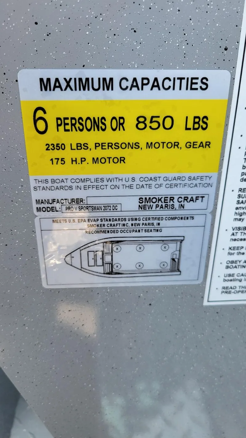 Slide: The Image of Capacity label for 2026 Smoker Craft Pro Sportsman 2072, 6 persons or 850 lbs, 175 HP motor. - 10