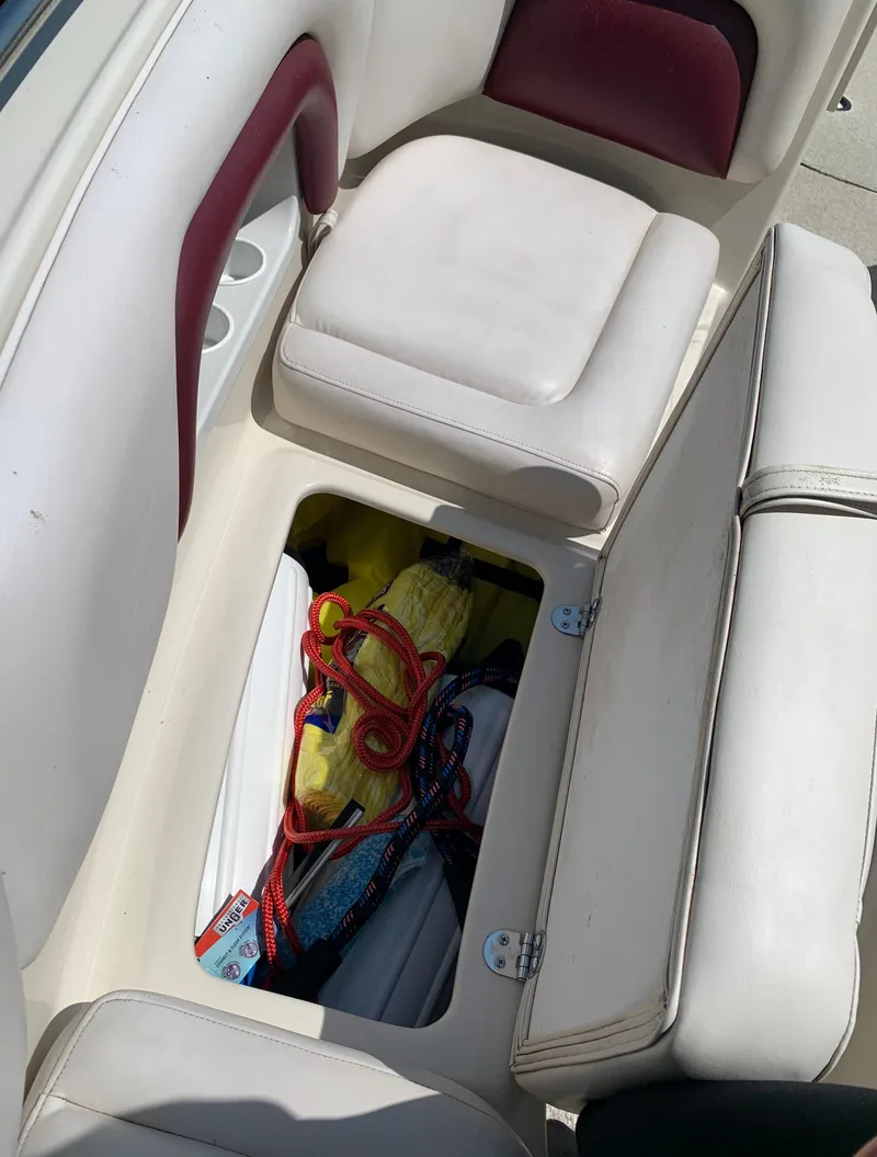 Slide: The Image of Crownline Boats 270 BR 2004 - 67