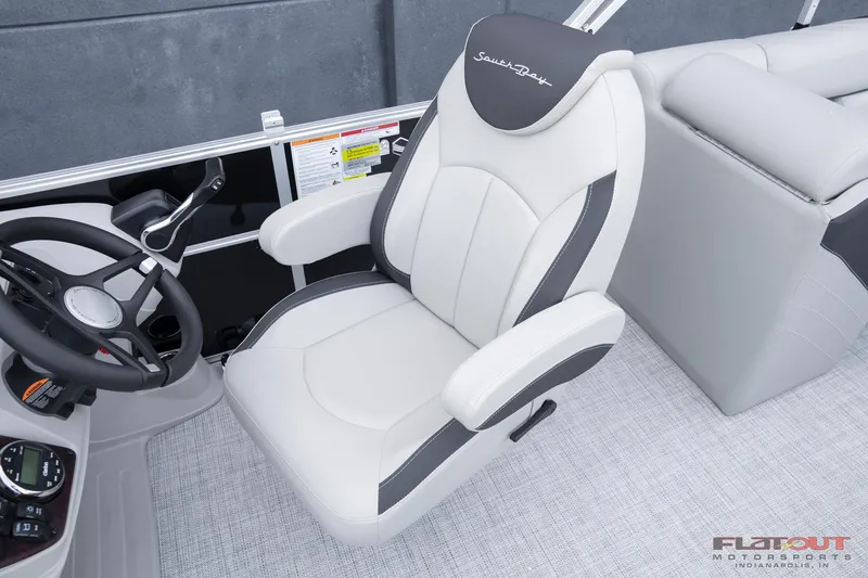 Slide: The Image of Captain's chair of 2023 South Bay 224RSLE275 pontoon boat, featuring ergonomic design and premium materials. - 16