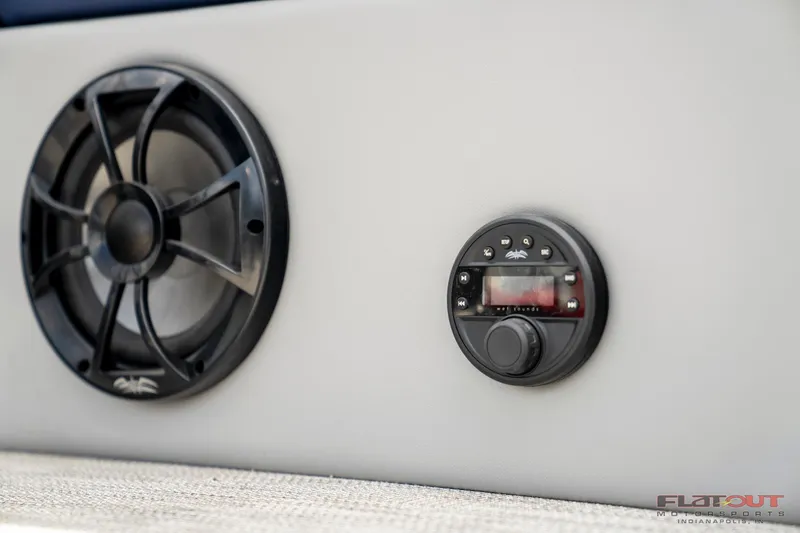 Slide: The Image of Close-up of 2023 South Bay 525 3.0 Entertain 200HP audio system. - 20