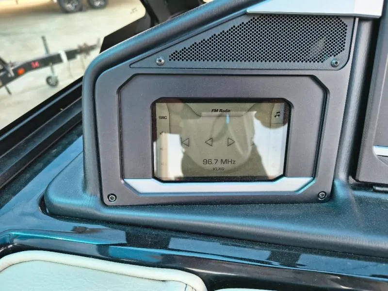 Slide: The Image of Supra SL 2027 - 18