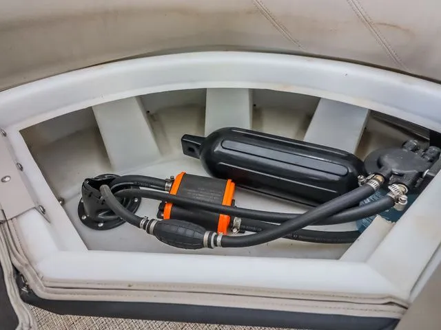 Slide: The Image of Berkshire 22 RFX LE 2023 - 10