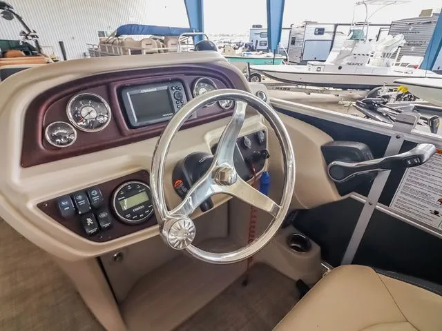 Slide: The Image of Berkshire 22 RFX LE 2023 - 13