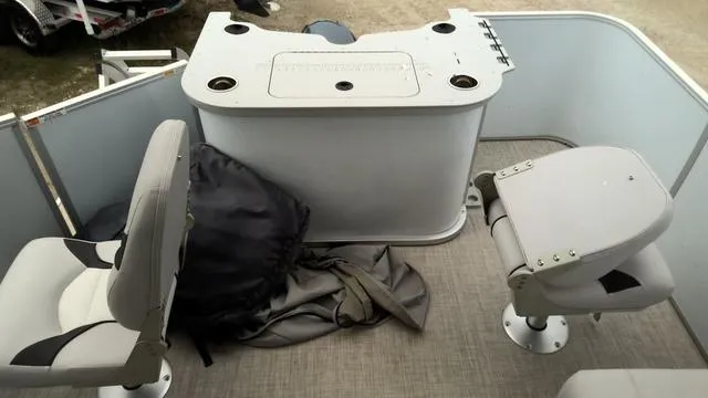 Slide: The Image of SunCatcher Select 18F 2023 - 8