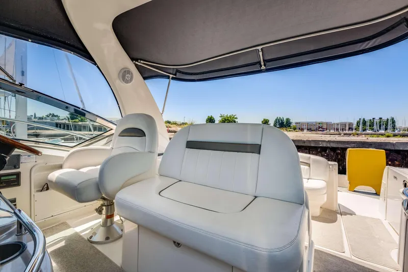 Slide: The Image of Sea Ray 390 Sundancer 2005 - 53