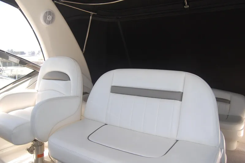 Slide: The Image of Sea Ray 390 Sundancer 2005 - 60