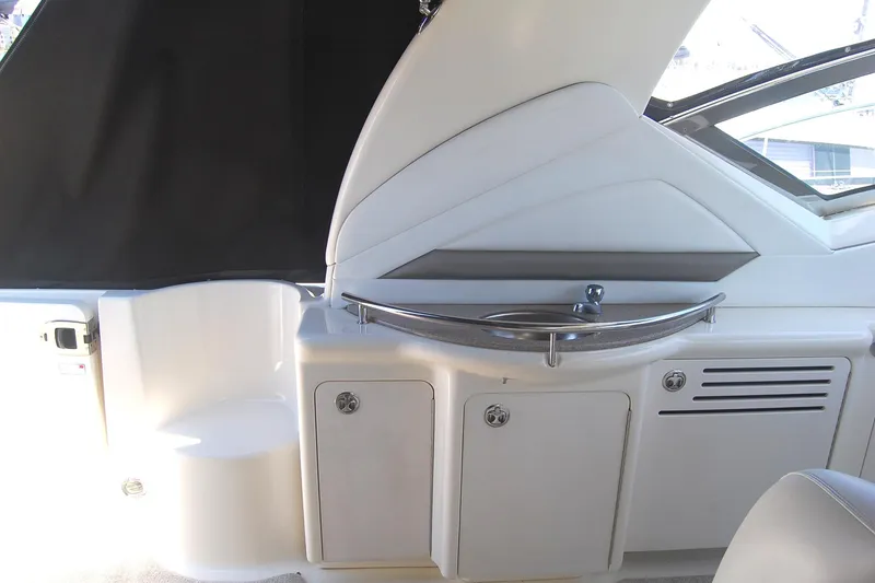 Slide: The Image of Sea Ray 390 Sundancer 2005 - 65