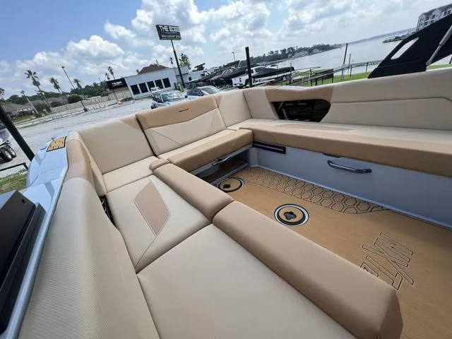 Slide: The Image of MasterCraft NXT24 2023 - 12