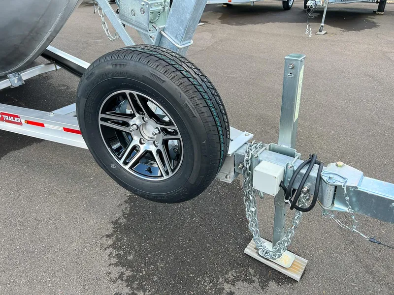 Slide: The Image of North River 22' Seahawk 2026 - 21