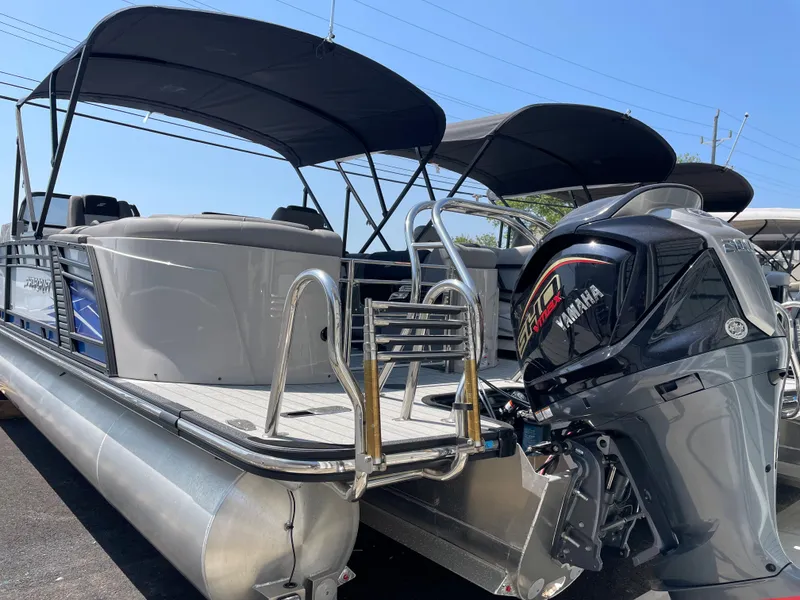 Slide: The Image of Starcraft MX 25 R DC 2023 - 15