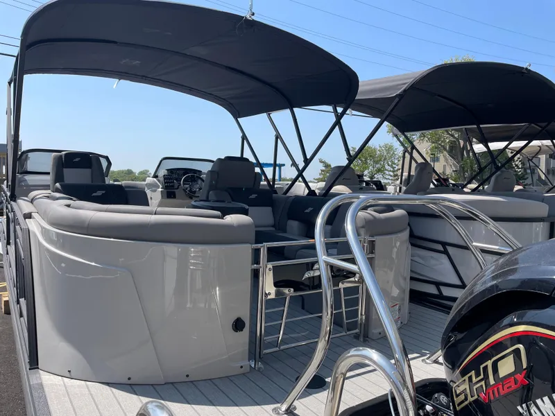 Slide: The Image of Starcraft MX 25 R DC 2023 - 16