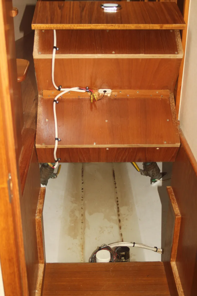 Slide: The Image of Custom Carolina Custom Carolina 60 Sportfish 2012 - 121