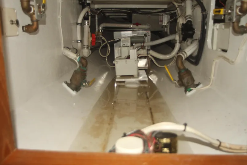 Slide: The Image of Custom Carolina Custom Carolina 60 Sportfish 2012 - 124