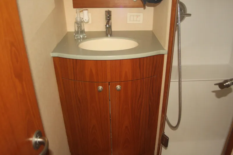 Slide: The Image of Custom Carolina Custom Carolina 60 Sportfish 2012 - 135