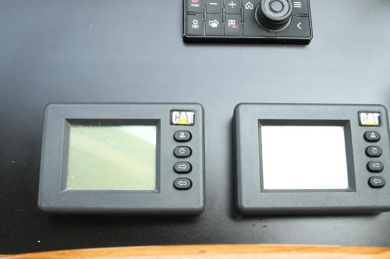 Slide: The Image of Custom Carolina Custom Carolina 60 Sportfish 2012 - 98