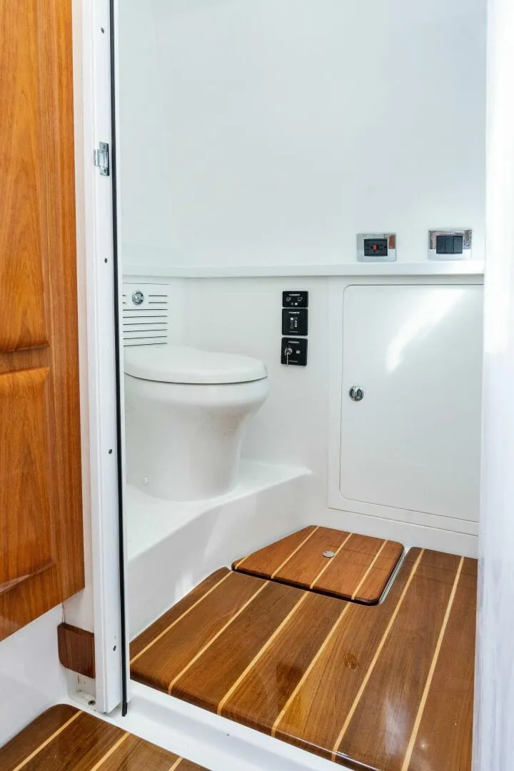Slide: The Image of 2020 HCB 53 Suenos 'Lovin Life' - 58