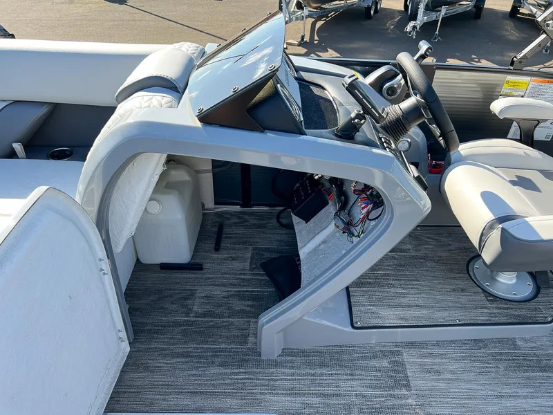 Slide: The Image of Godfrey Monaco 235 FS 2023 - 15