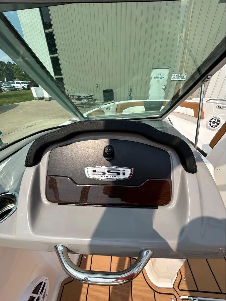 Slide: The Image of Chaparral 21 SSi OB 2023 - 17