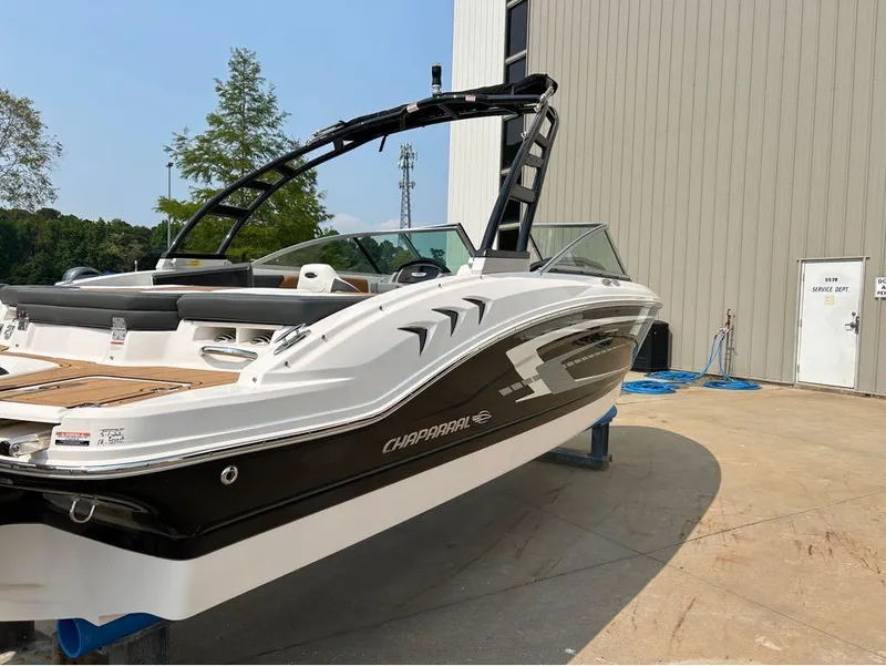 Slide: The Image of Chaparral 21 SSi OB 2023 - 30