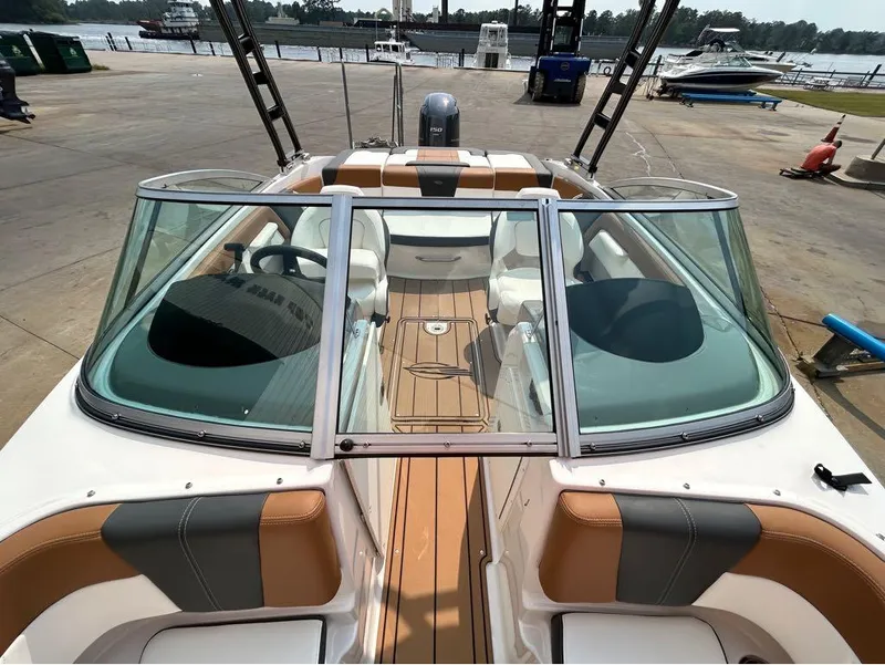 Slide: The Image of Chaparral 21 SSi OB 2023 - 37