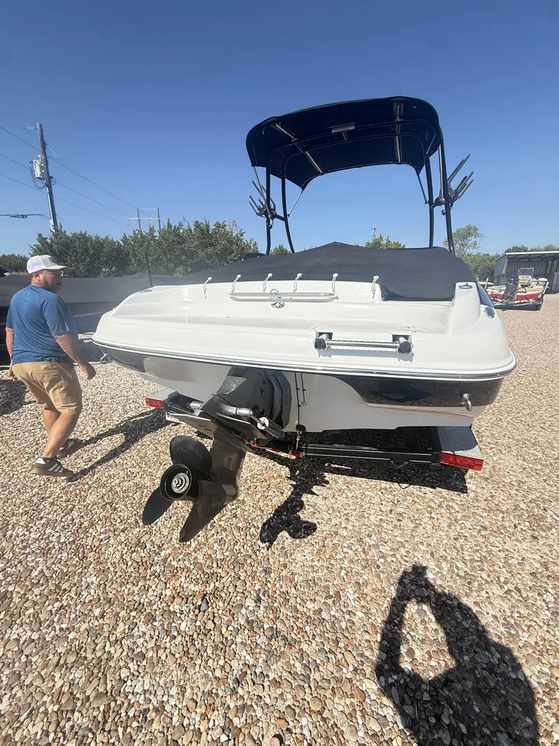 The Image of Crownline Boats 21 CLASSIC 2006 - 0