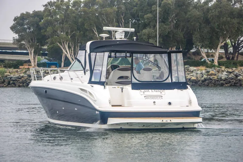 Slide: The Image of Sea Ray 380 Sundancer 2003 - 3