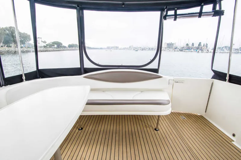Slide: The Image of Sea Ray 380 Sundancer 2003 - 8