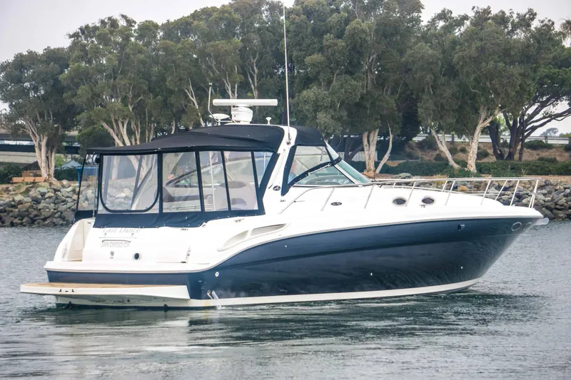 Slide: The Image of Sea Ray 380 Sundancer 2003 - 2