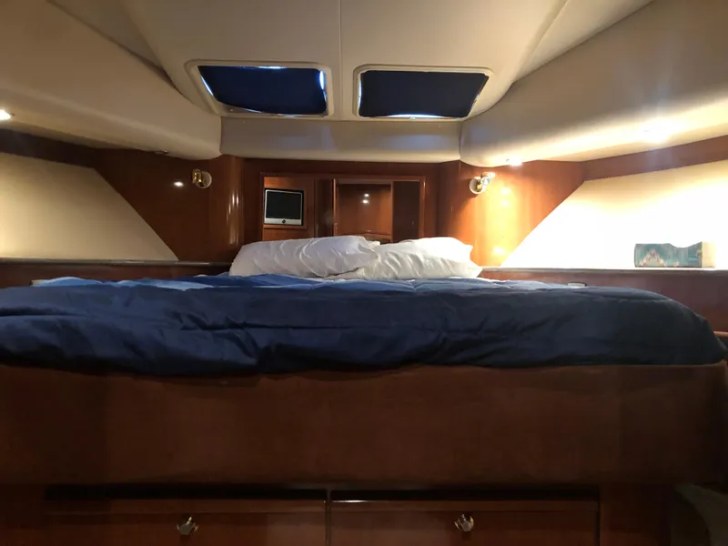 Slide: The Image of Meridian 580 Pilothouse 2007 - 107