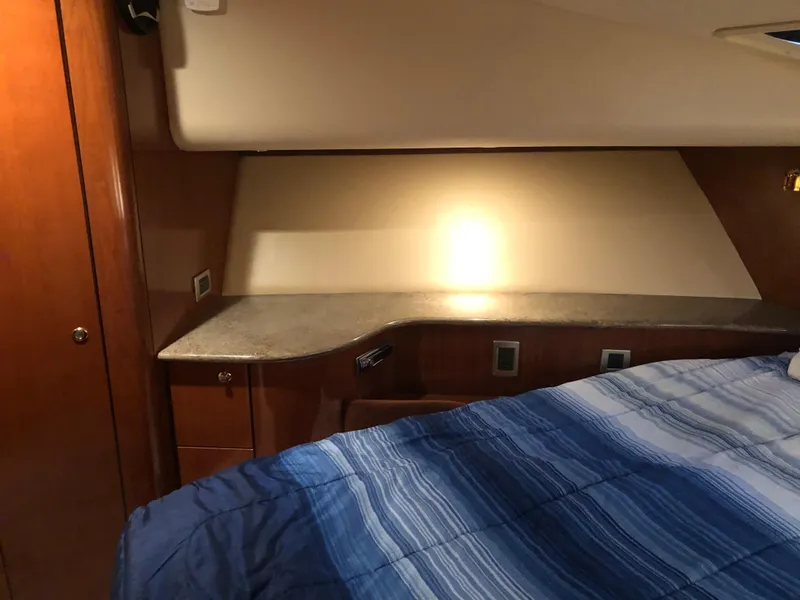 Slide: The Image of Meridian 580 Pilothouse 2007 - 113