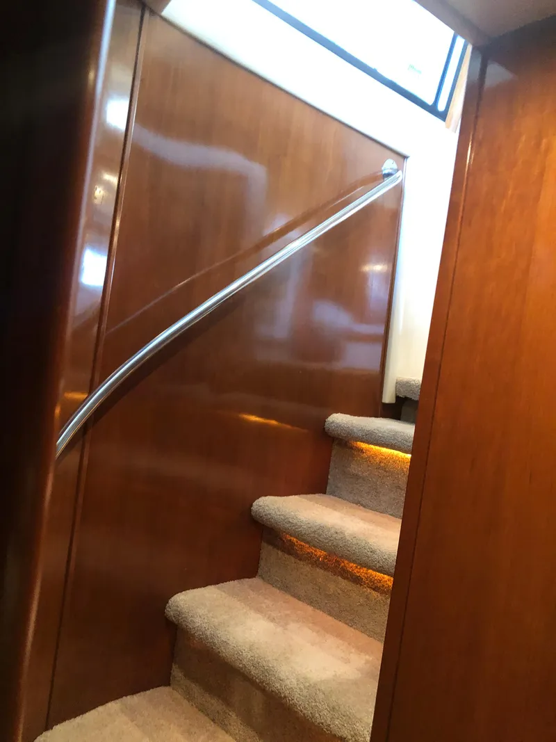 Slide: The Image of Meridian 580 Pilothouse 2007 - 120