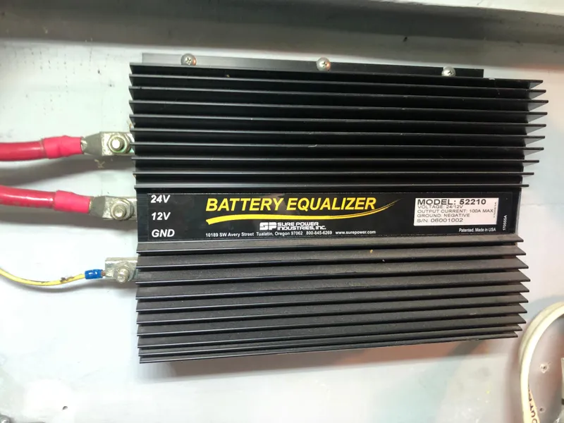 Slide: The Image of Meridian 580 Pilothouse 2007 - 157