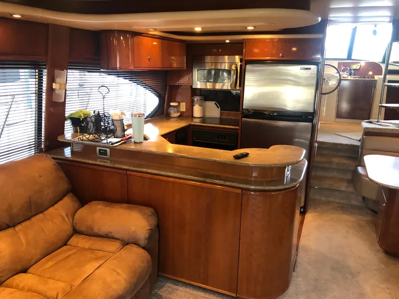Slide: The Image of Interior of 2007 Meridian 580 Pilothouse yacht. - 16