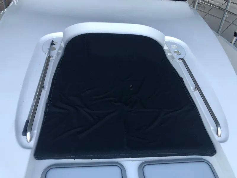 Slide: The Image of Meridian 580 Pilothouse 2007 - 166