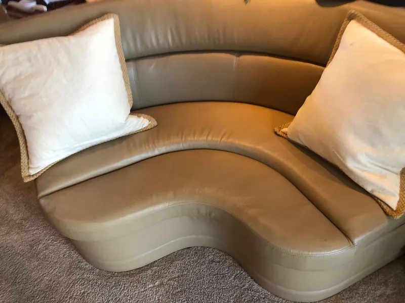 Slide: The Image of Beige leather sofa with cushions in 2007 Meridian 580 Pilothouse. - 18
