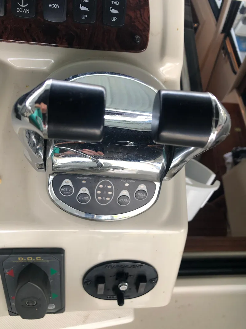 Slide: The Image of Control console of a 2007 Meridian 580 Pilothouse boat. - 48