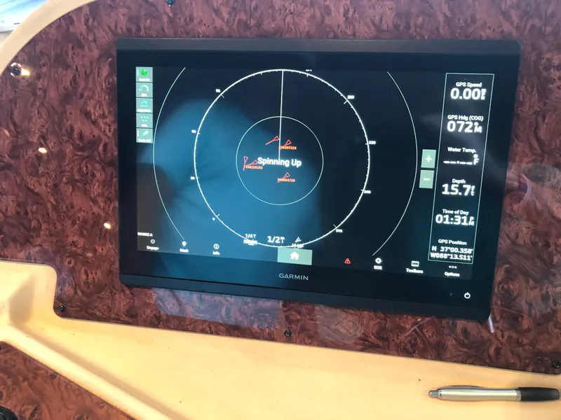 Slide: The Image of Meridian 580 Pilothouse 2007 - 53