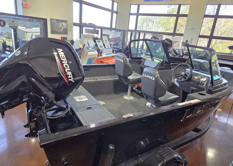 Slide: The Image of Lund 1650 REBEL XL SPORT SE 2026 - 9