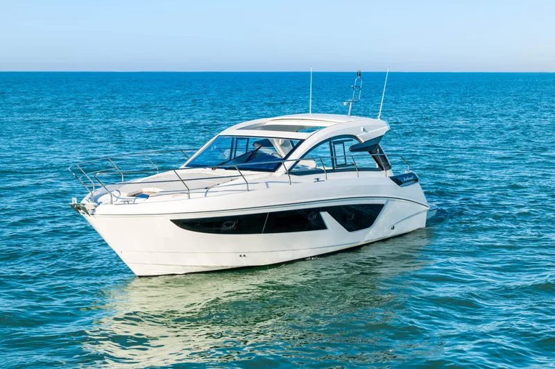 Slide: The Image of BENETEAU Gran Turismo 41 - 12