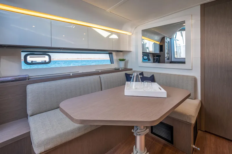 Slide: The Image of BENETEAU Gran Turismo 41 - 16
