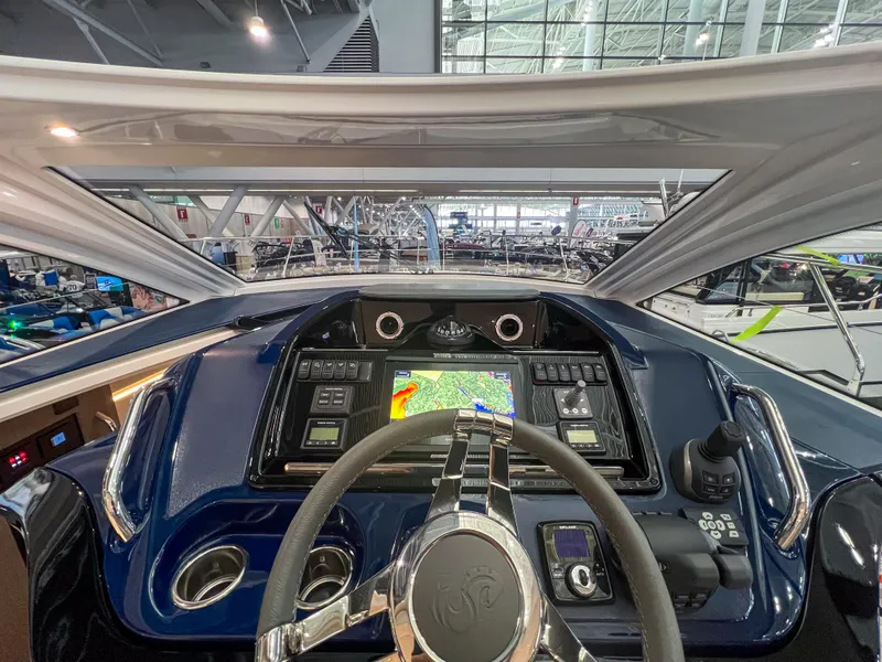 Slide: The Image of BENETEAU Gran Turismo 41 - 4