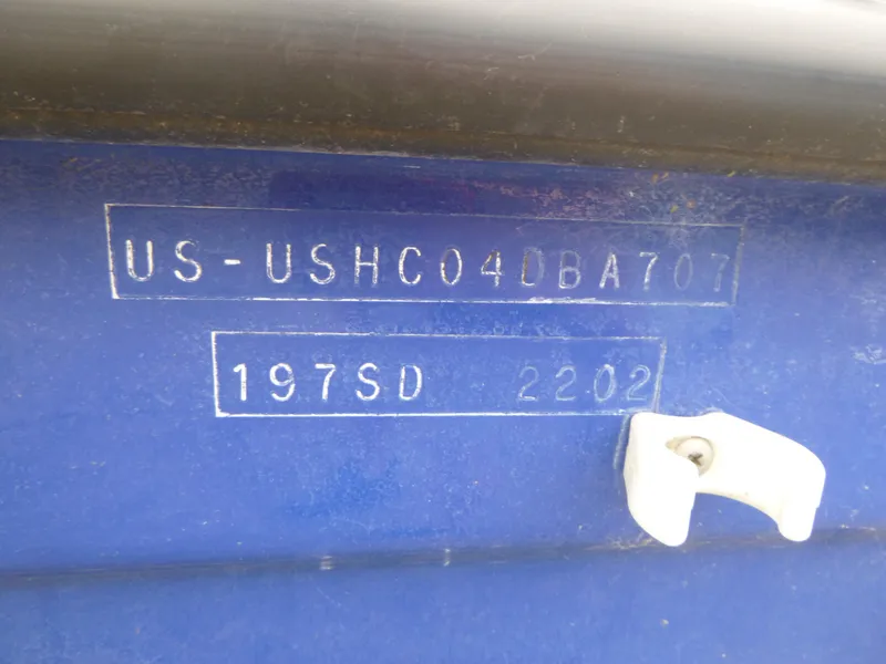 Slide: The Image of Hull identification number on 2007 Bayliner 197 Deck Boat. - 12